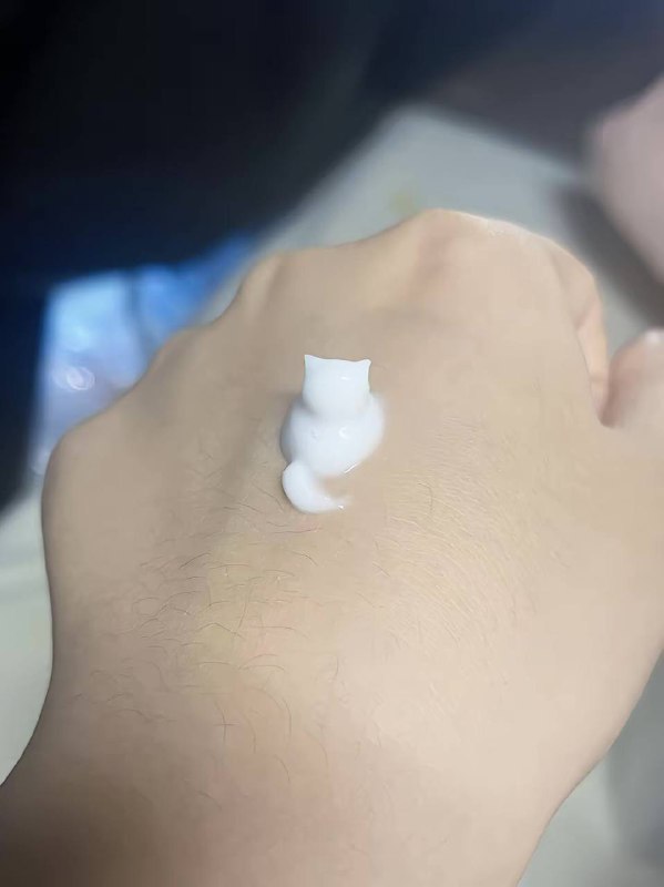 挤了个小猫出来