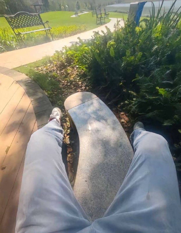 枪管偏左