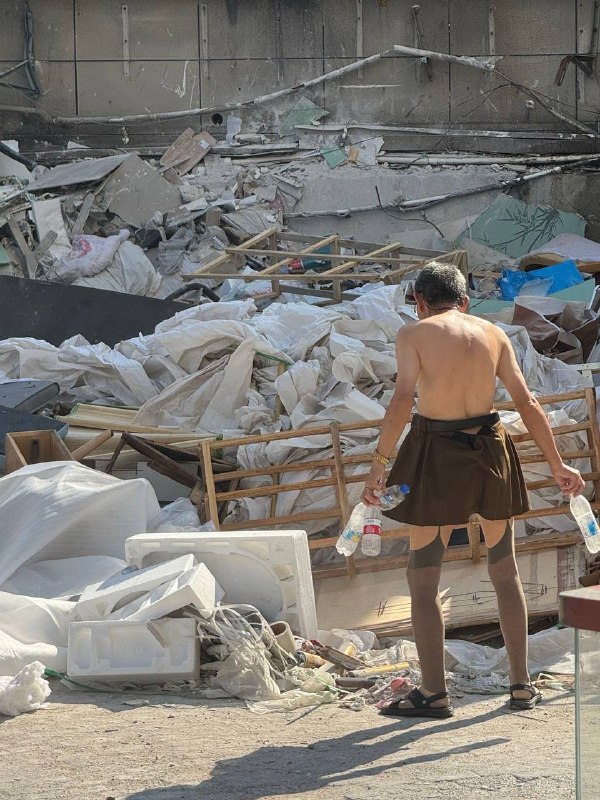 慢慢的，心里竟生出别般滋味慢慢的，心里竟生出别般滋味