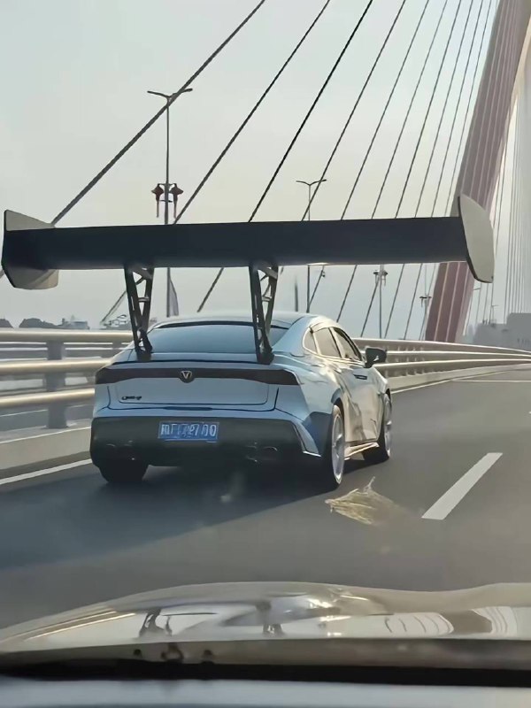 蹦一下？
