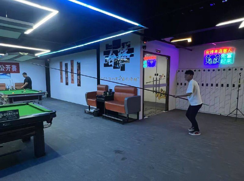 会点撑杆跳给你狂的